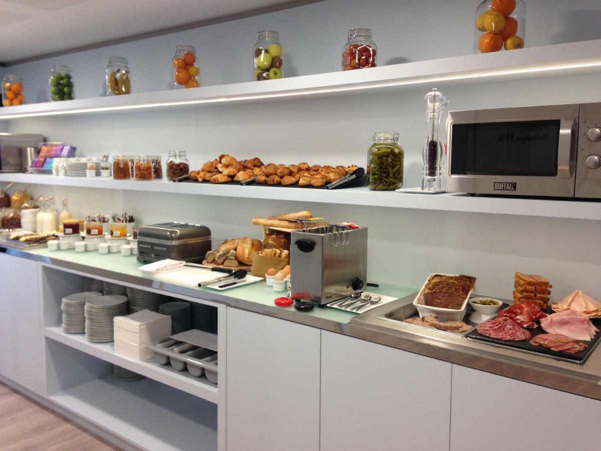 The Residence Hotel Geneva Airport - M3 Ferney Екстериор снимка